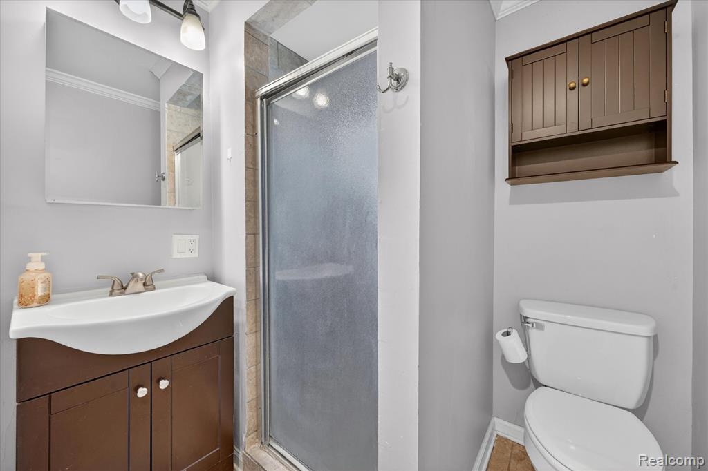 401 W Liberty Street, South Lyon, MI 48178 — Photo 30