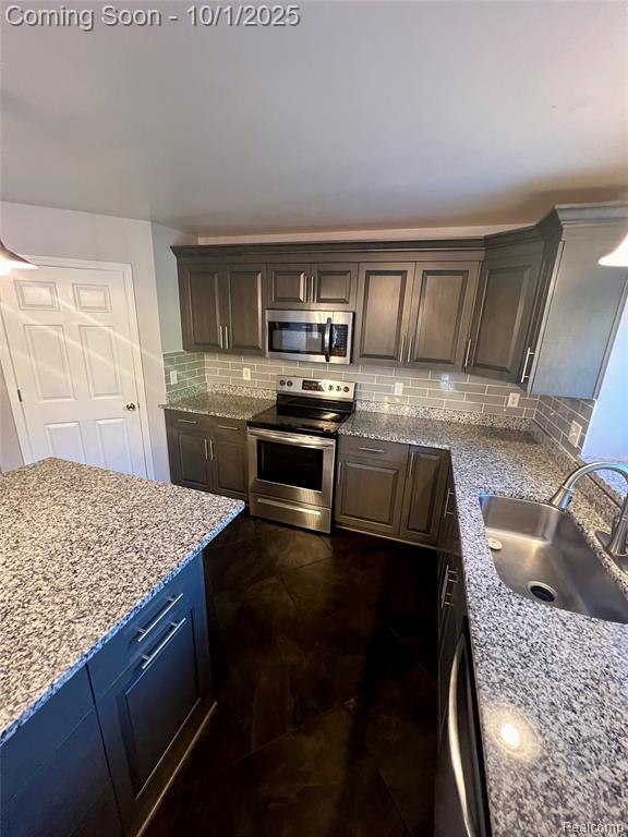 49061 Lehr Drive, Macomb, MI 48044 — Photo 6