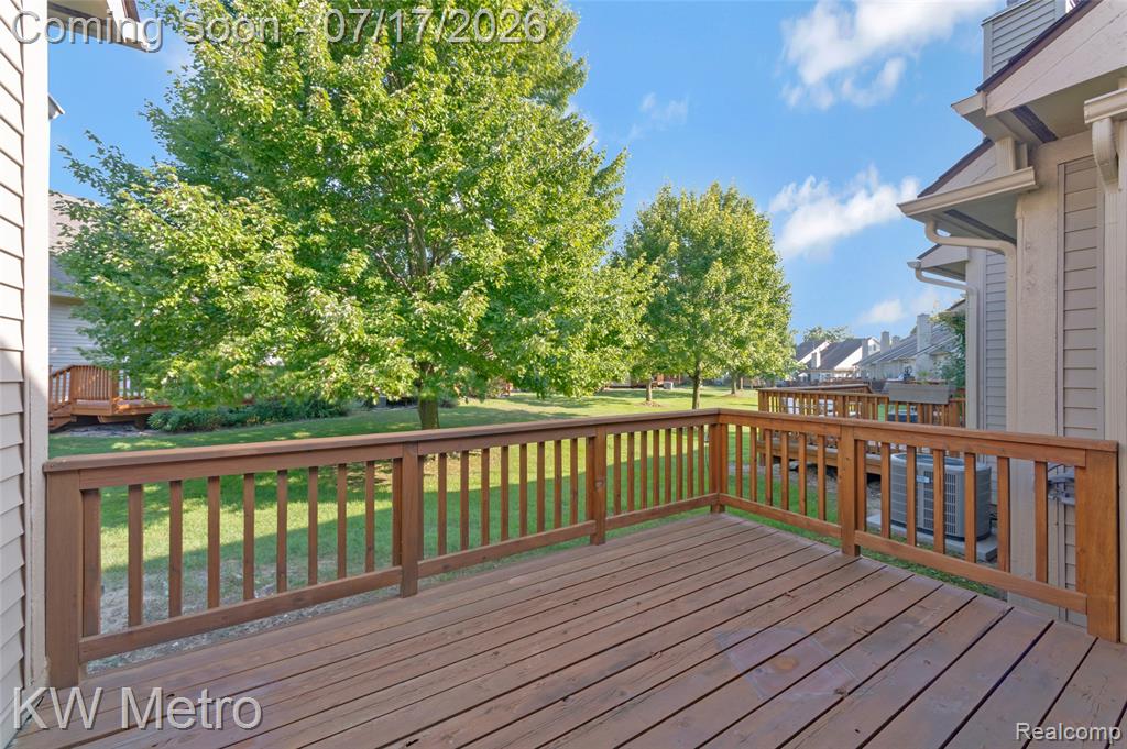 41874 Cantebury Drive, Novi, MI 48377 — Photo 25