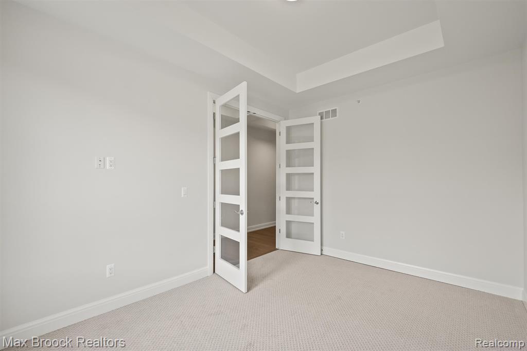 7477 Gramercy Circle, 17, West Bloomfield, MI — Photo 5