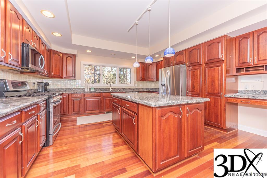 9825 Finnegan Drive, Brighton, MI 48116 — Photo 18