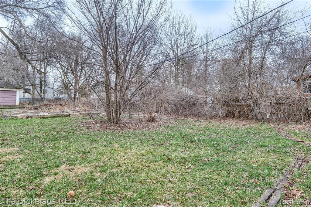 808 N Chevrolet Avenue, Flint, MI 48504 — Photo 27
