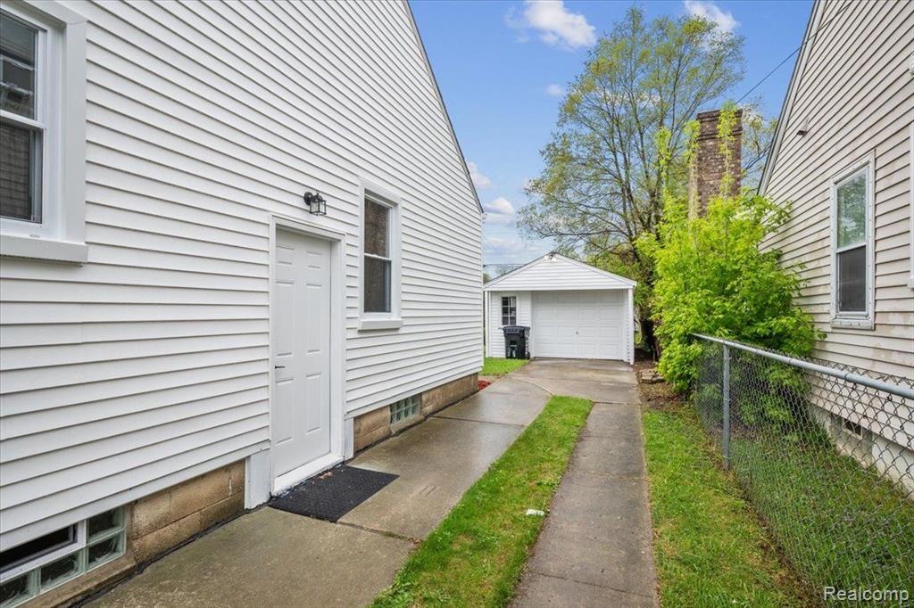 7491 PARKLAND, Redford, MI 48239 — Photo 36