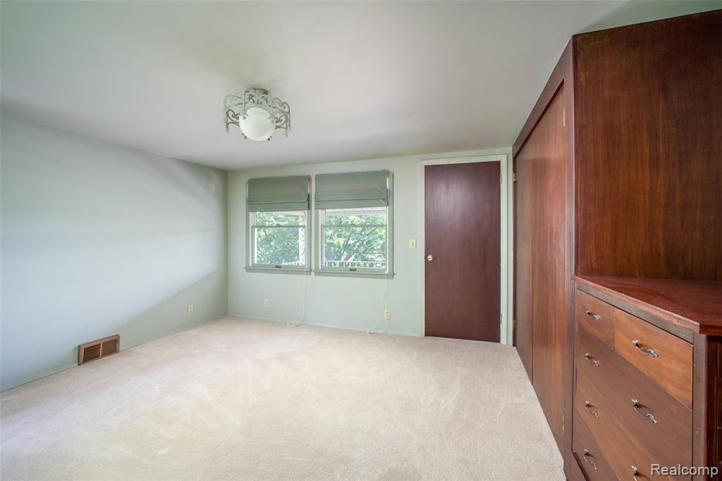607 E King Street, Corunna, MI 48817 — Photo 22
