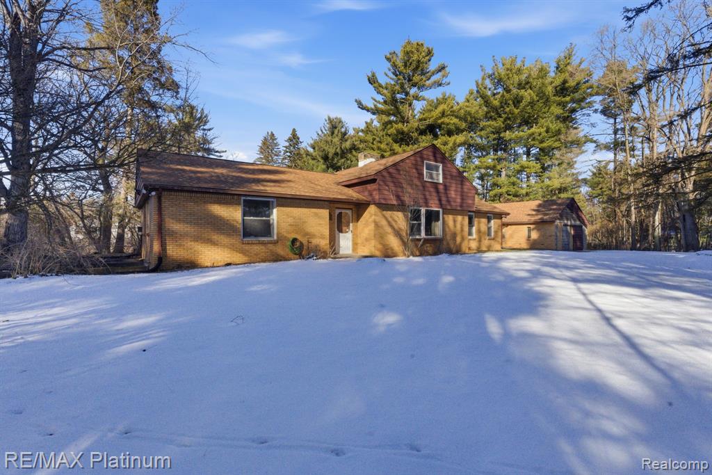 11180 Spencer Road, Brighton, MI 48114 — Photo 23
