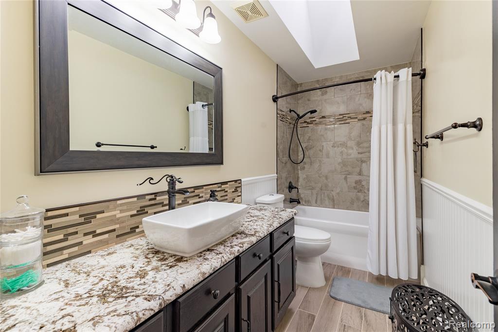 135 Great Pines Drive, Oxford, MI 48371 — Photo 34