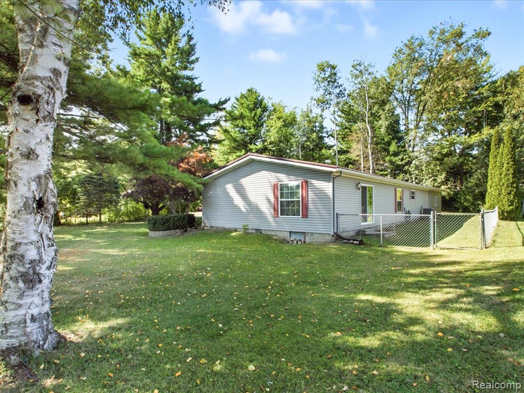4996 Lakeshore Road, Lexington, MI 48450 — Photo 30