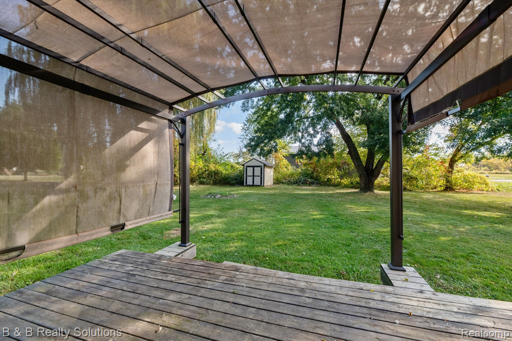 6692 JONES Road, North Branch, MI 48461 — Photo 29
