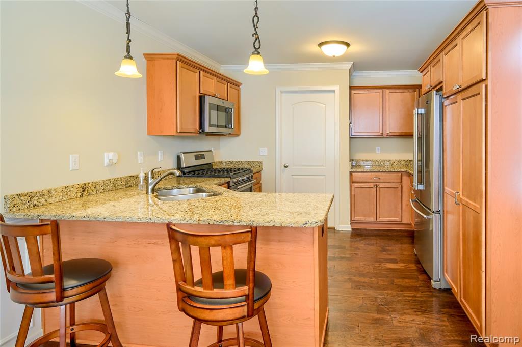 4503 Cross Creek Boulevard, Burton, MI 48509 — Photo 16