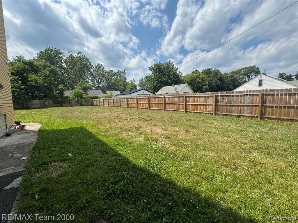 6815 Mettetal Street, Detroit, MI 48228 — Photo 4