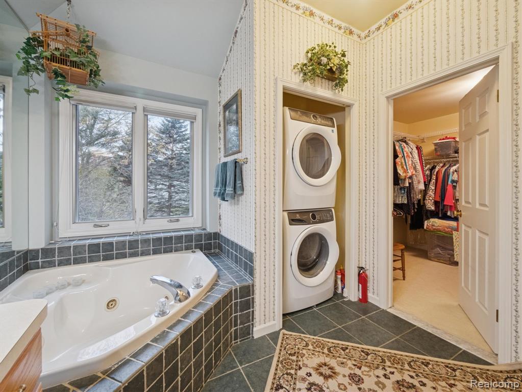 16184 Pine Lake Forest Drive, Linden, MI 48451 — Photo 32
