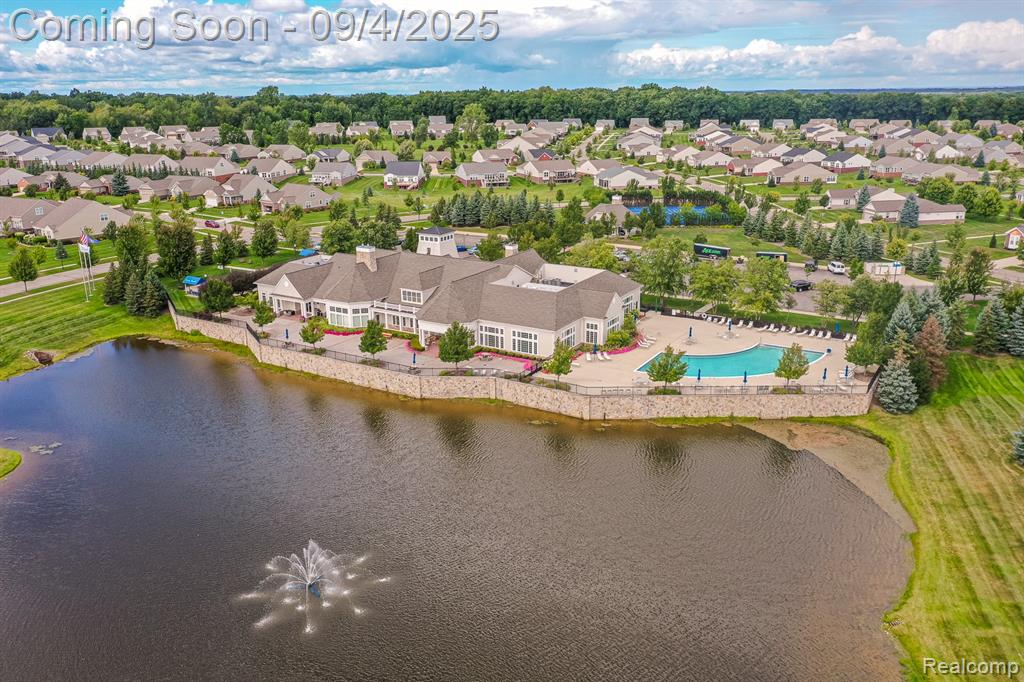 6264 Muirfield Drive, Grand Blanc, MI 48439 — Photo 2