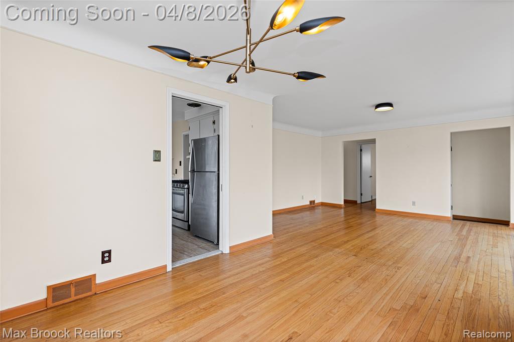 17000 W 13 Mile Road, Beverly Hills, MI 48025 — Photo 11