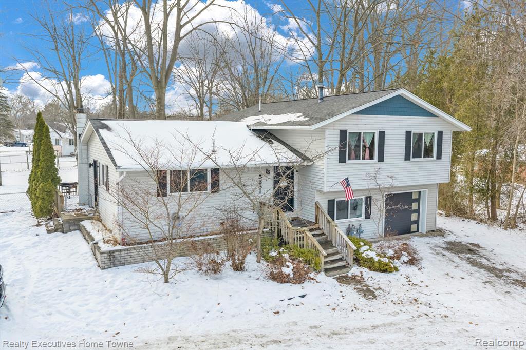5851 Lakeshore Road, Fort Gratiot, MI 48059 — Photo 41