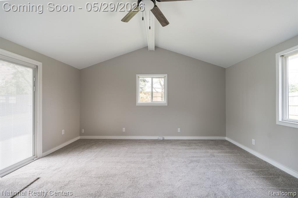 2243 Phillips Road, Auburn Hills, MI 48326 — Photo 16