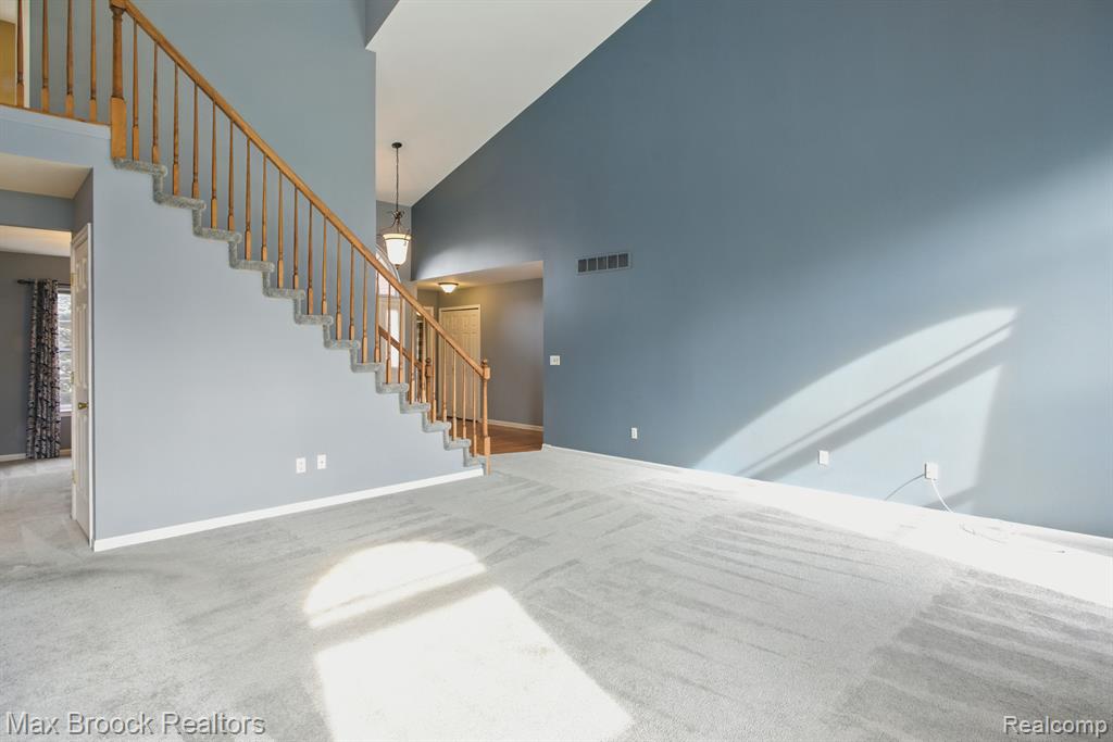 7131 WHITE TAIL Drive, Grand Blanc, MI 48439 — Photo 14