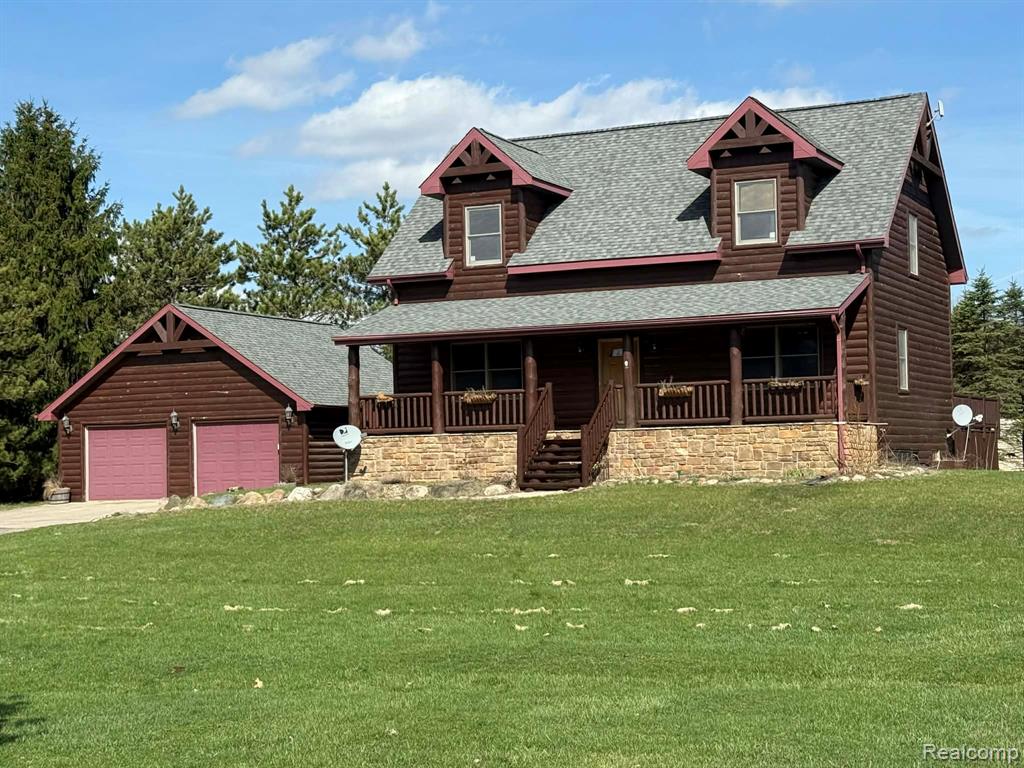 4765 Mertz, Mayville Vlg, MI 48744 — front exterior