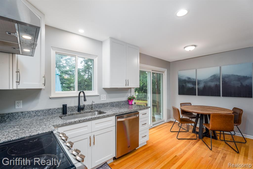 13557 Dunham Road, Hartland, MI 48353 — Photo 12