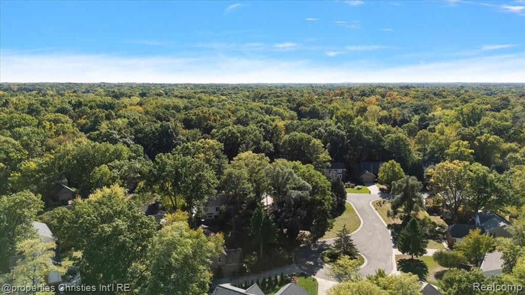 6835 High Ridge Road, West Bloomfield, MI 48324 — Photo 10
