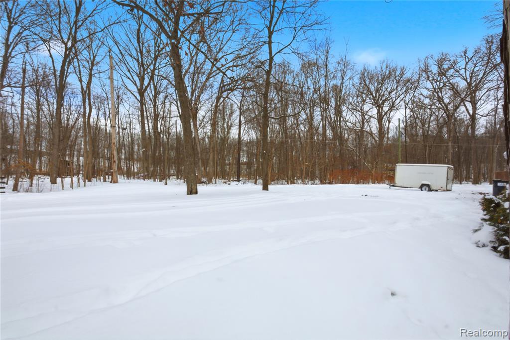 6522 Riverdale Road, Whitmore Lake, MI 48189 — Photo 24