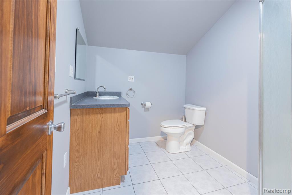 21855 Huron River Drive, New Boston, MI 48164 — Photo 37
