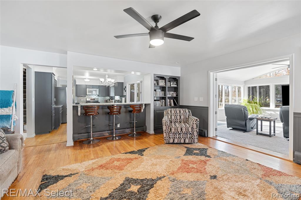 5401 S Sycamore Drive, Burton, MI 48509 — Photo 19