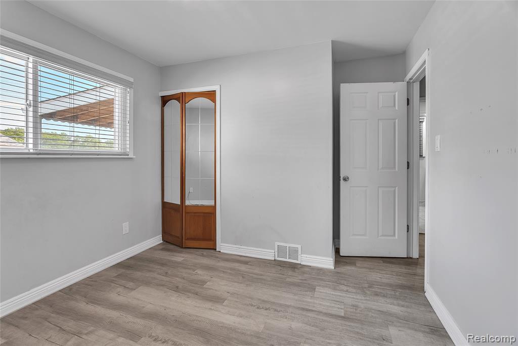 4517 Culver Street, Dearborn Heights, MI 48125 — Photo 21