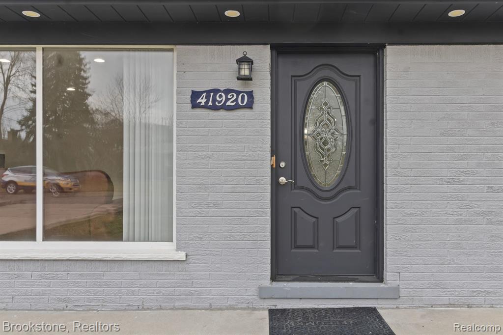 41920 MAROLD Drive, Sterling Heights, MI 48314 — Photo 11