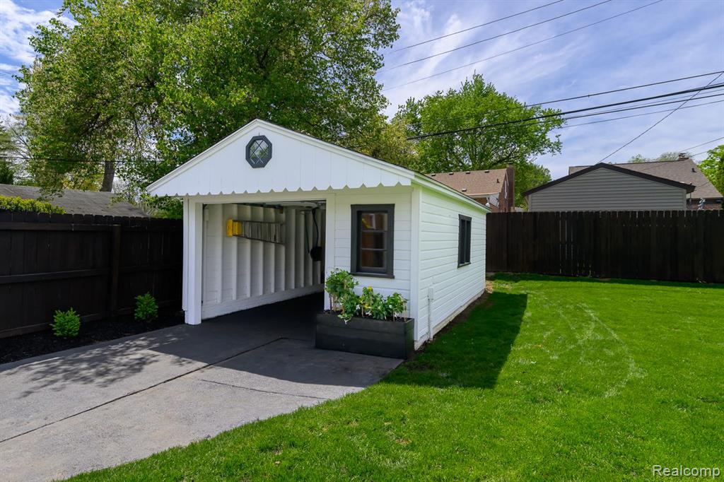 4513 Robinwood Avenue, Royal Oak, MI 48073 — Photo 27
