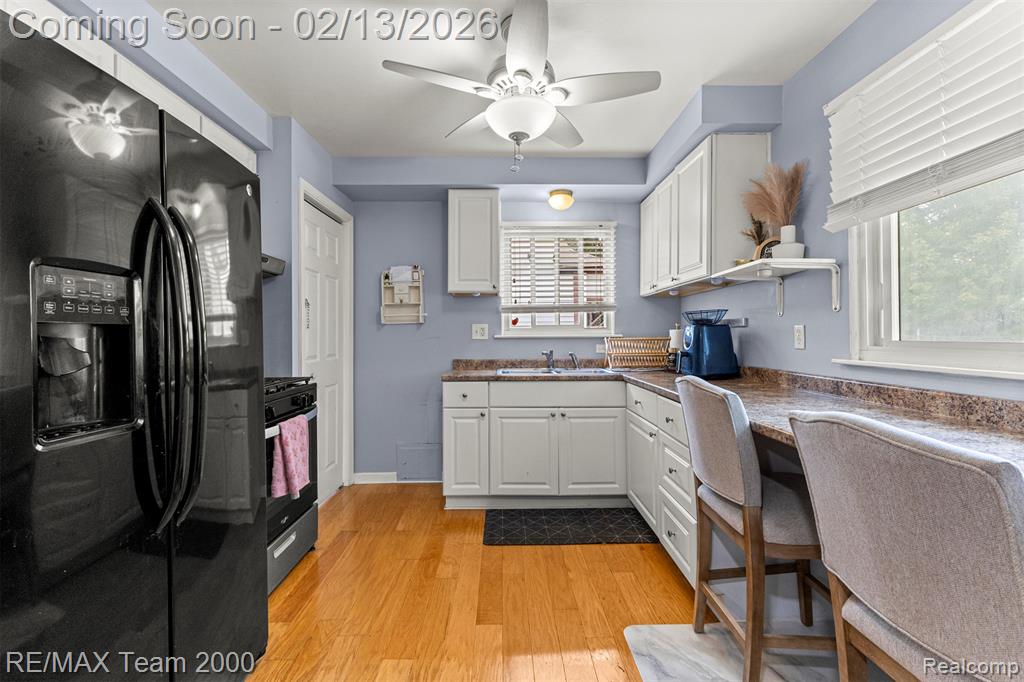 4940 Mayfair Street, Dearborn Heights, MI 48125 — Photo 9