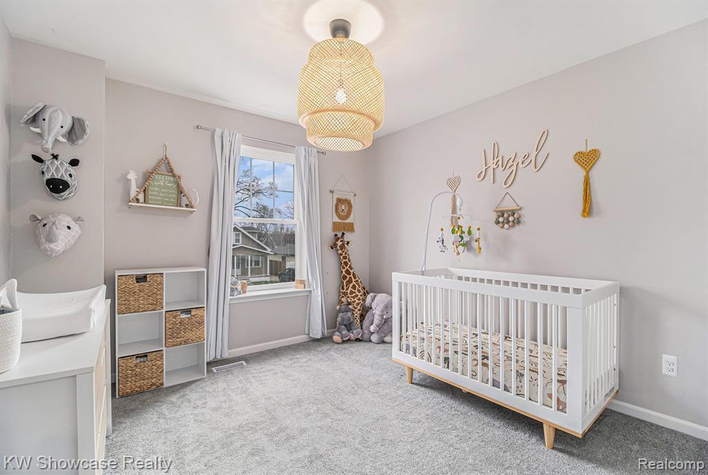 71 W SHEVLIN Avenue, Hazel Park, MI 48030 — Photo 10