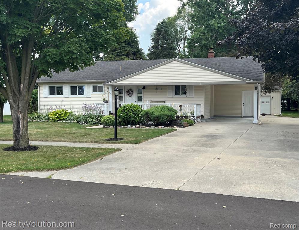 250 Engle Street, Imlay City, MI 48444 — front exterior