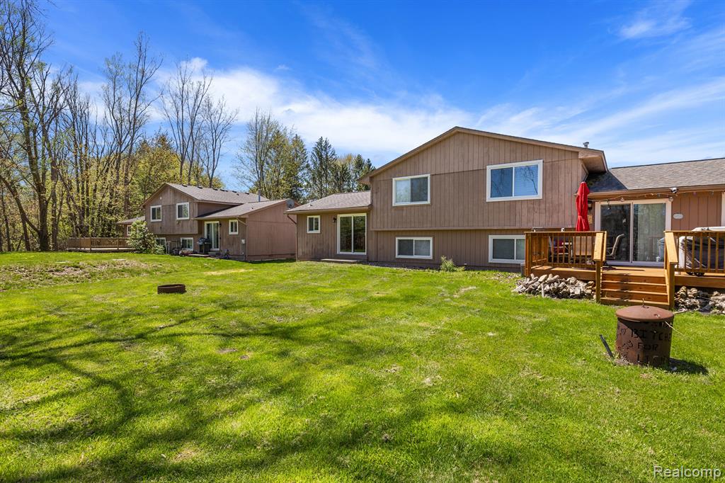 350 Oakwood Road, Ortonville, MI 48462 — Photo 28