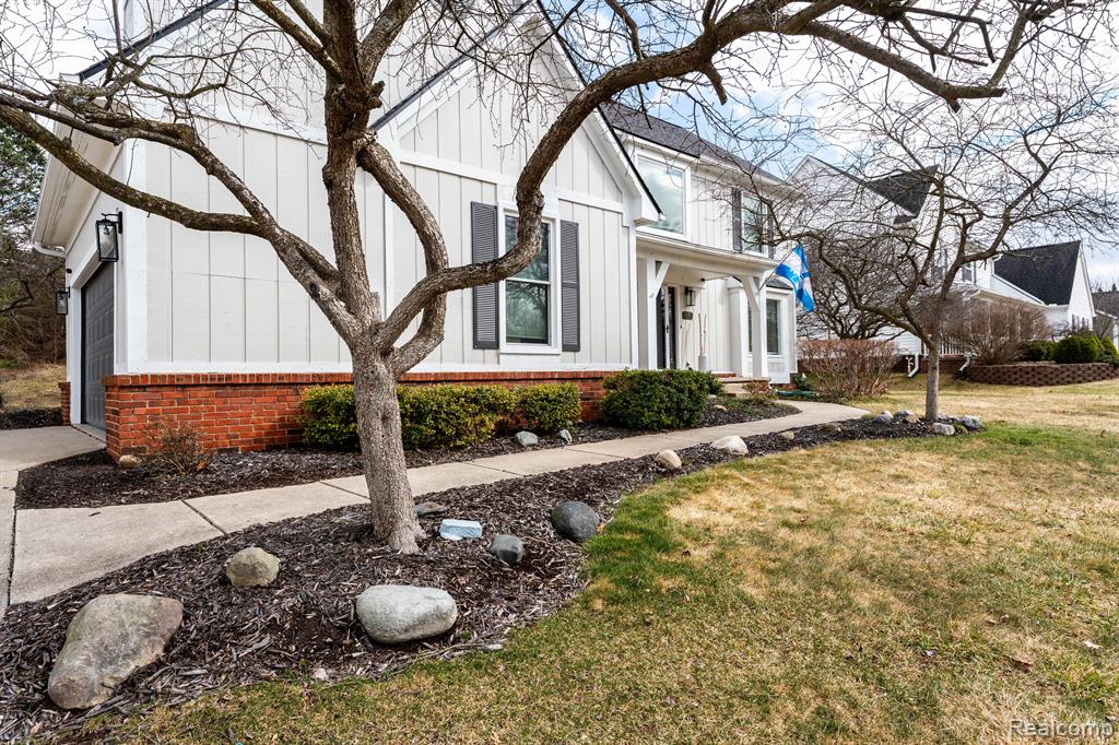 6775 CANTERBURY Lane, Clarkston, MI 48348 — Photo 26