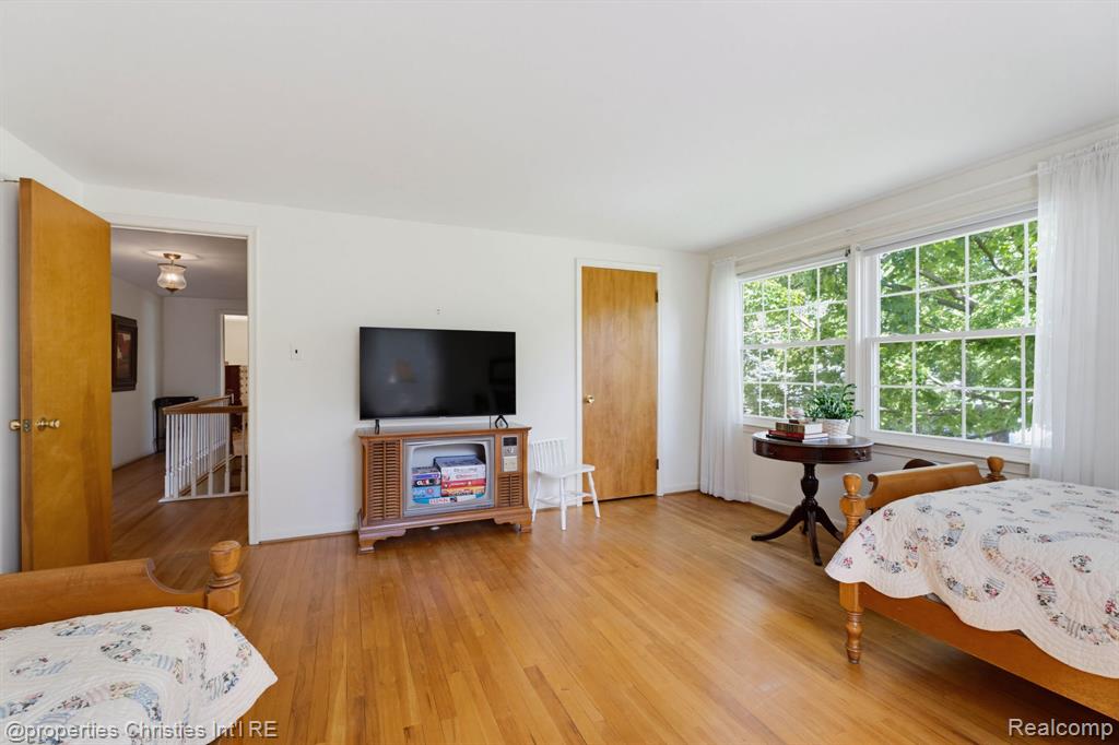 5600 Woodwind Drive, Bloomfield Hills, MI 48301 — Photo 28