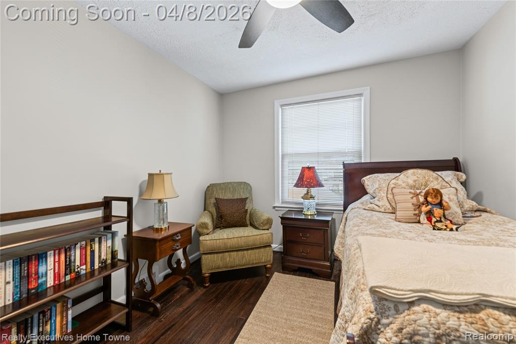 703 1/2 Saint Clair Street, Grosse Pointe, MI 48230 — Photo 11