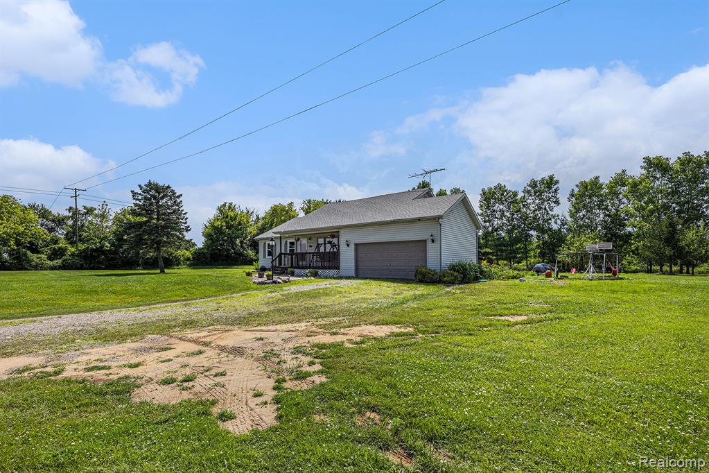 2866 Graham Road, Imlay City, MI 48444 — Photo 28