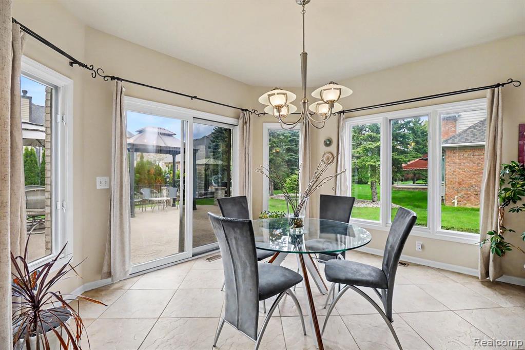 55397 Apple Lane, Shelby Twp, MI 48316 — Photo 18