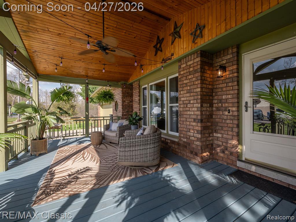 428 E Shore Drive, Whitmore Lake, MI 48189 — Photo 58