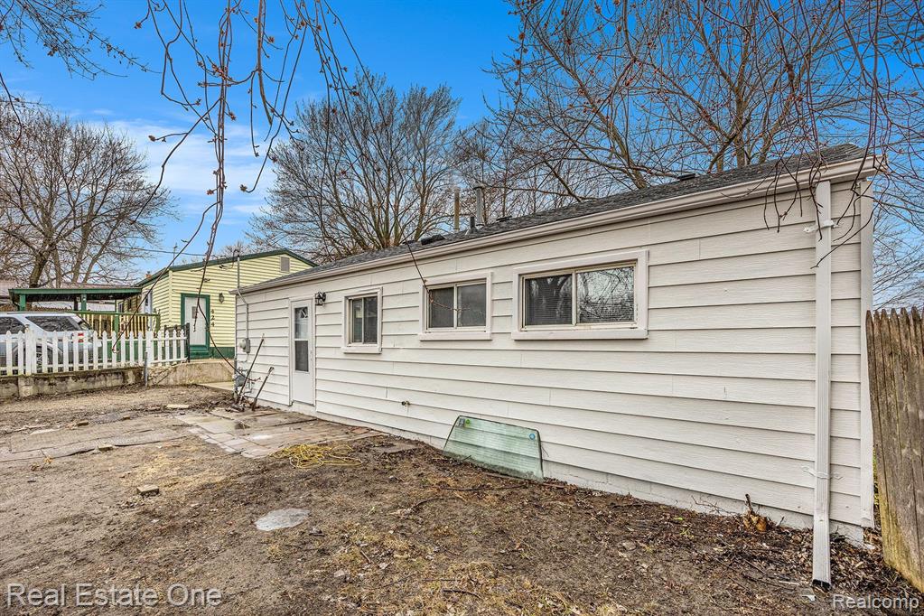 430 4th Avenue, Pontiac, MI 48340 — Photo 18