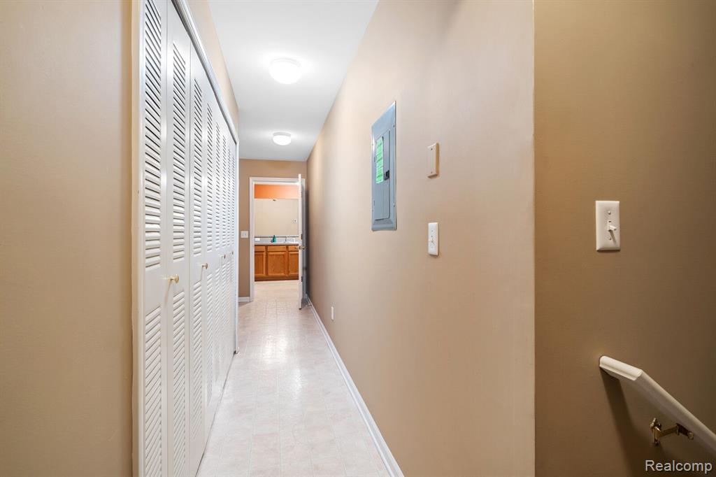 16828 DOVER Drive, Northville, MI 48168 — Photo 16