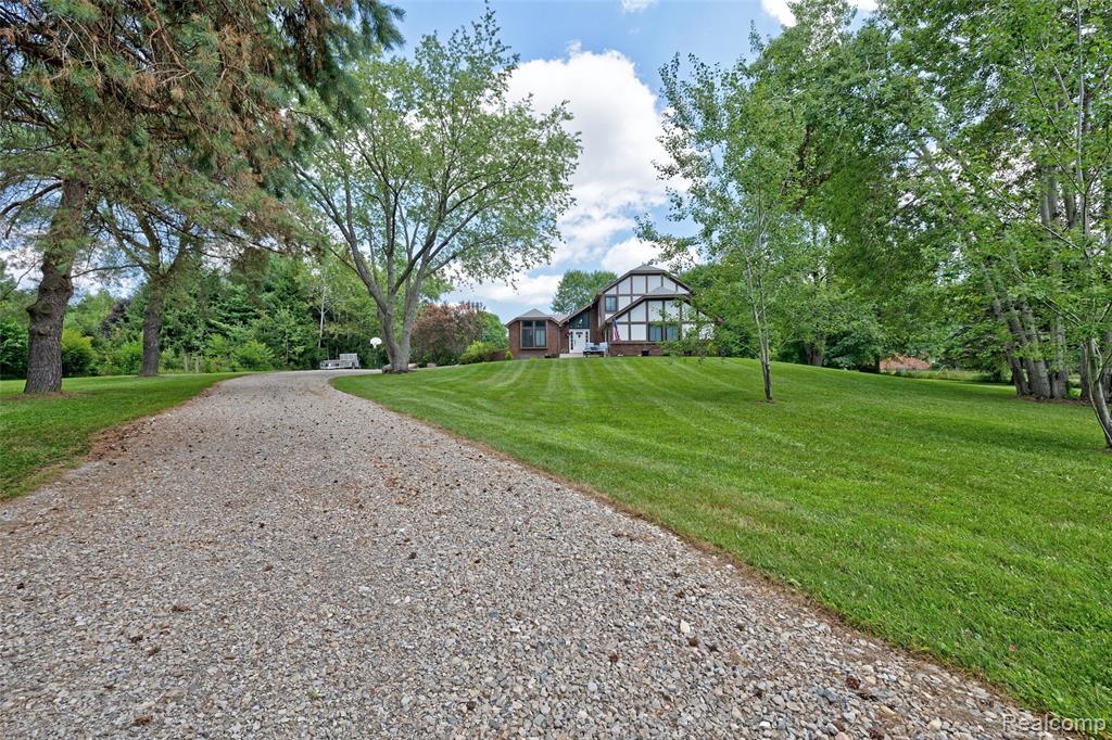 9580 Buckhorn Lake Road, Holly, MI 48442 — Photo 73