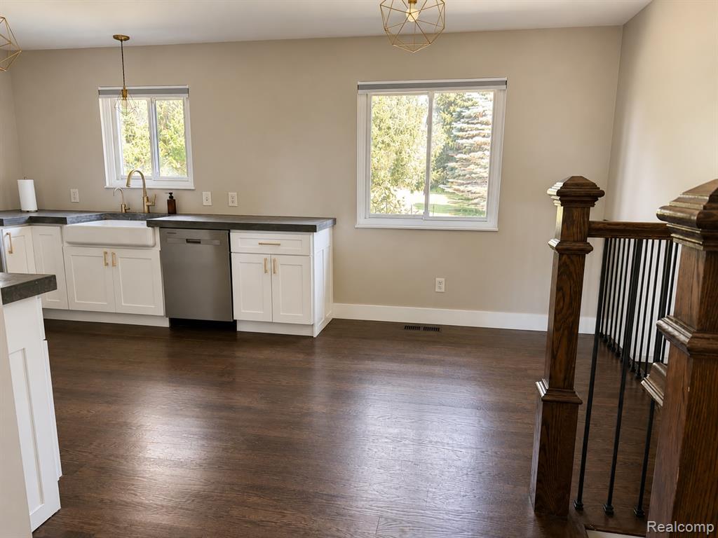 977 Mary Drive, Lapeer, MI 48446 — Photo 20