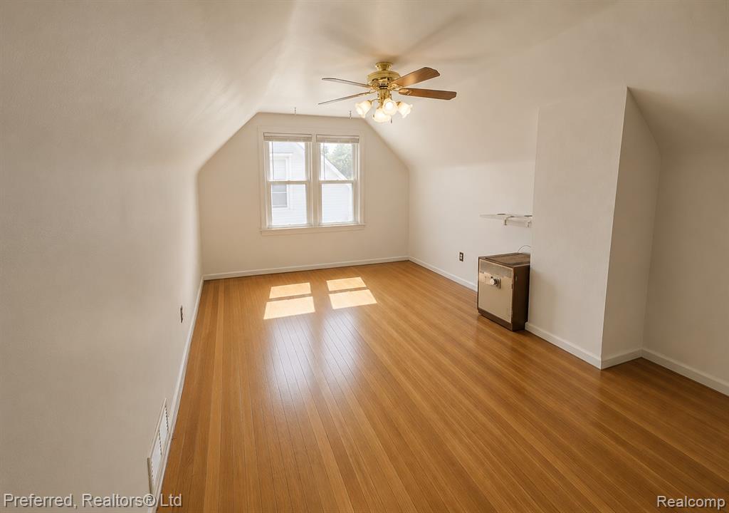 24353 Dartmouth Street, Dearborn Heights, MI 48125 — Photo 15