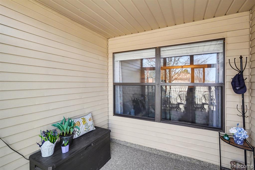 61156 Greenwood Drive, South Lyon, MI 48178 — Photo 5