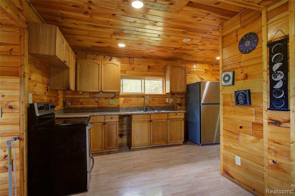 1906 Banner Road, Saginaw, MI 48601 — Photo 20