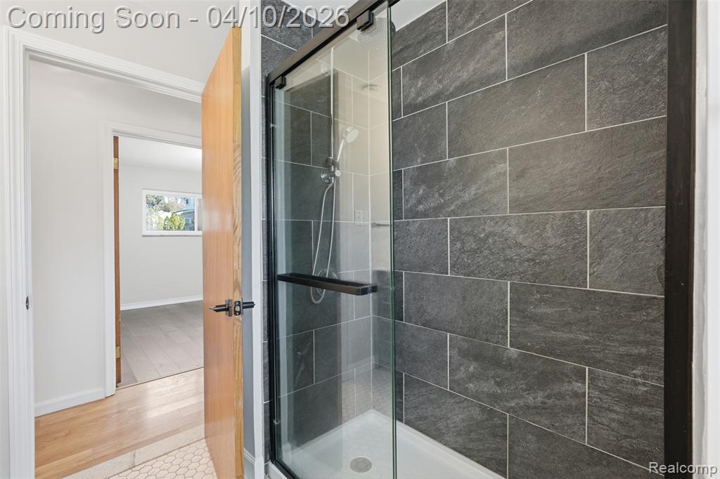 34164 Alta Loma Drive, Farmington, MI 48335 — Photo 19