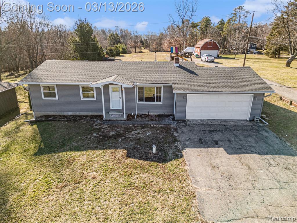 880 Hemingway Road, Lake Orion, MI 48362 — Photo 17