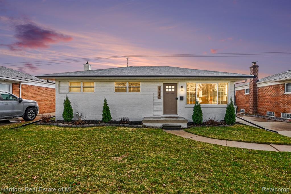 23440 Playview Street, Saint Clair Shores, MI 48082 — Photo 2