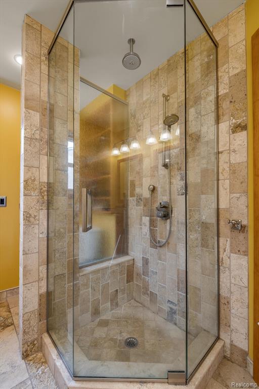 719 TEN POINT Drive, Rochester Hills, MI 48309 — Photo 23